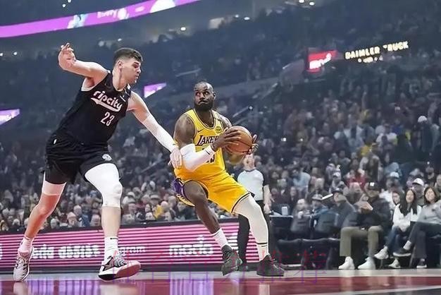 单节22罚!开拓者罚球创纪录打花湖人,詹姆斯父子同场只剩尴尬 单节22罚!开拓者罚球创纪录打花湖人,詹姆斯父子同场只剩尴尬